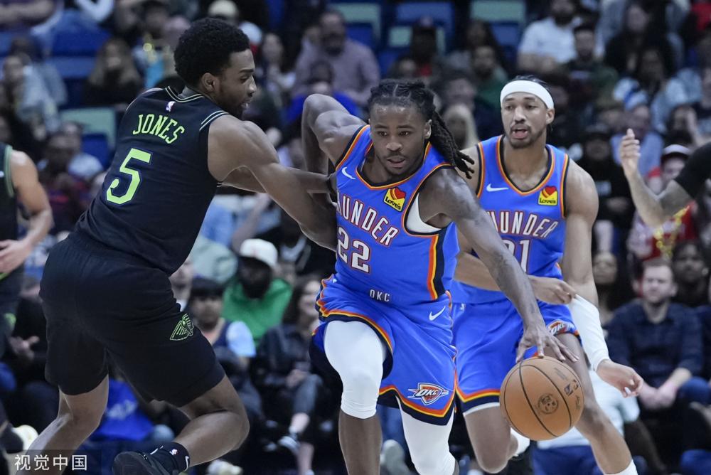 冈萨雷斯作 冈萨雷斯作