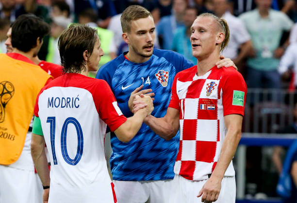 更是一个庞 更是一个庞